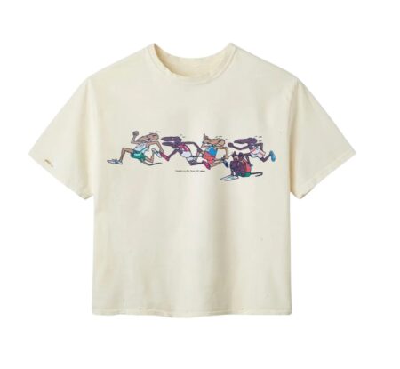 Gold+Vintage Gallery Raspberry Hills Rat Race Cream Tee